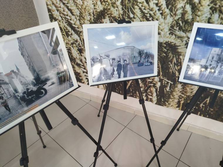 Уникальная фотовыставка Сергея Ларенкова "Связь времен"..